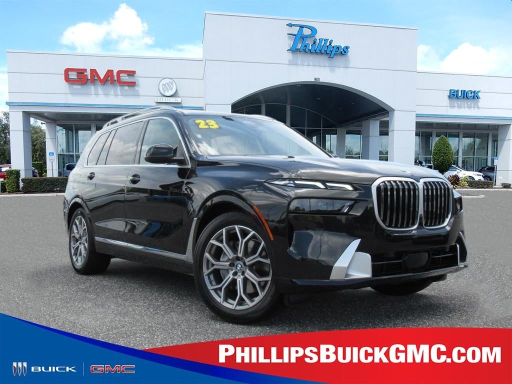 2023 BMW X7
