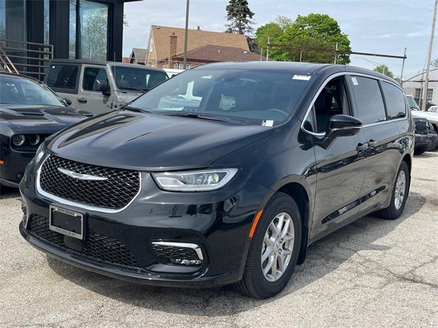 2025 Chrysler Pacifica