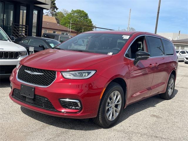 2025 Chrysler Pacifica