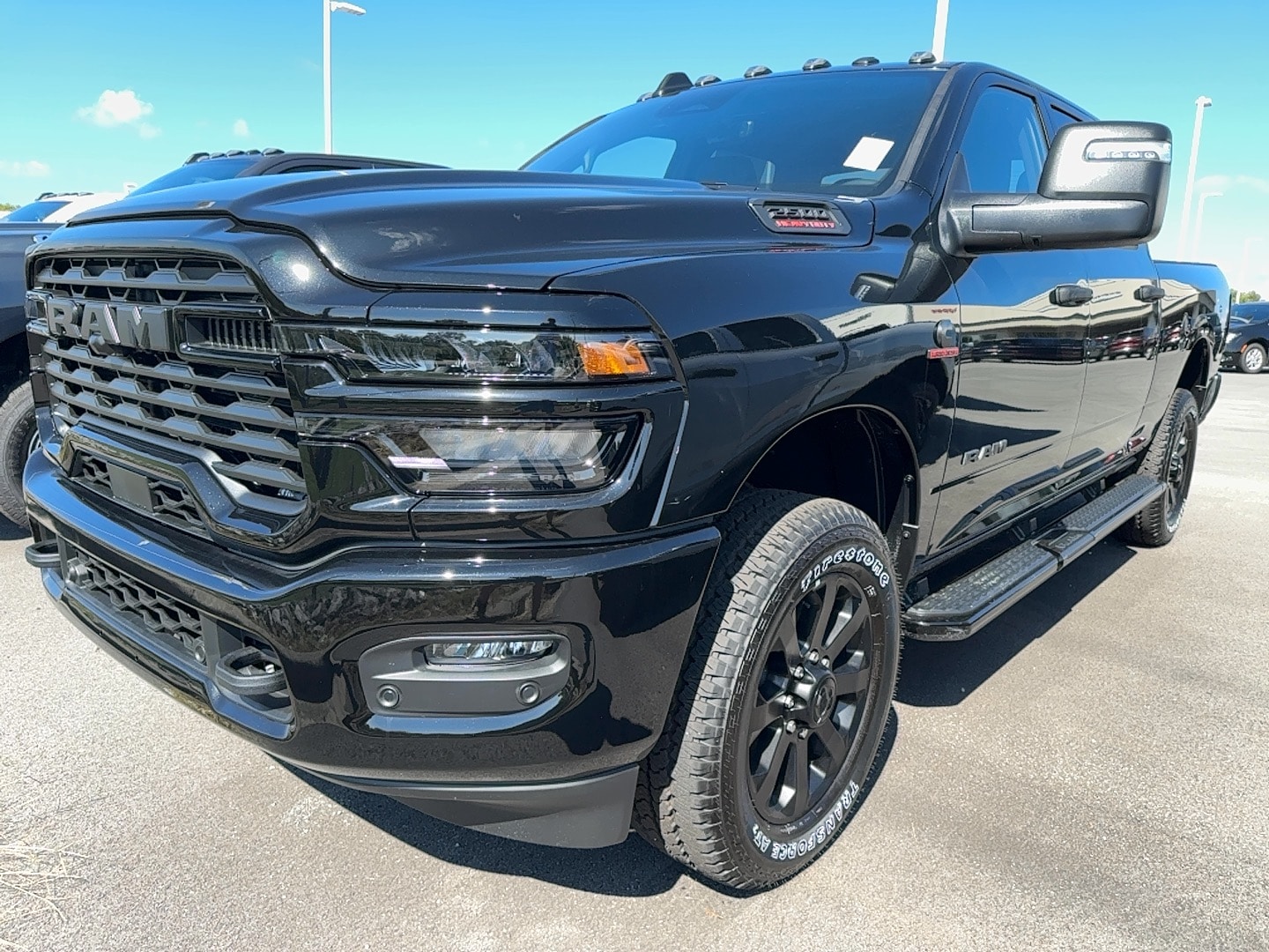 2026 Ram 2500 BIG HORN CREW CAB 4X4 6'4 BOX