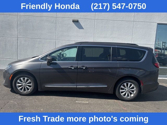 2017 Chrysler Pacifica