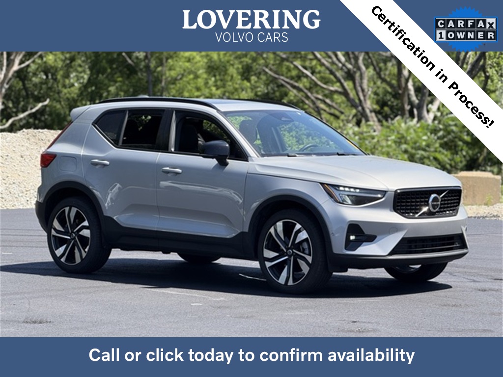 2025 Volvo XC40