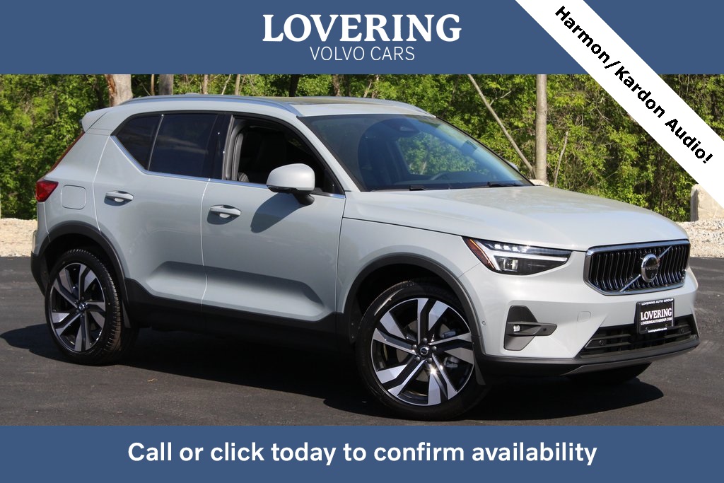 2025 Volvo XC40