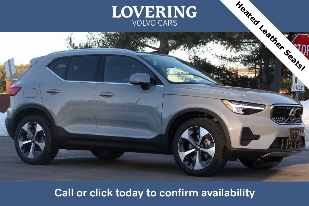 2025 Volvo XC40