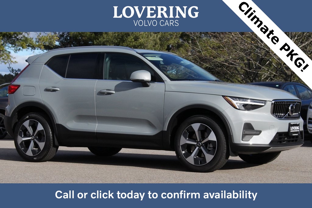 2025 Volvo XC40
