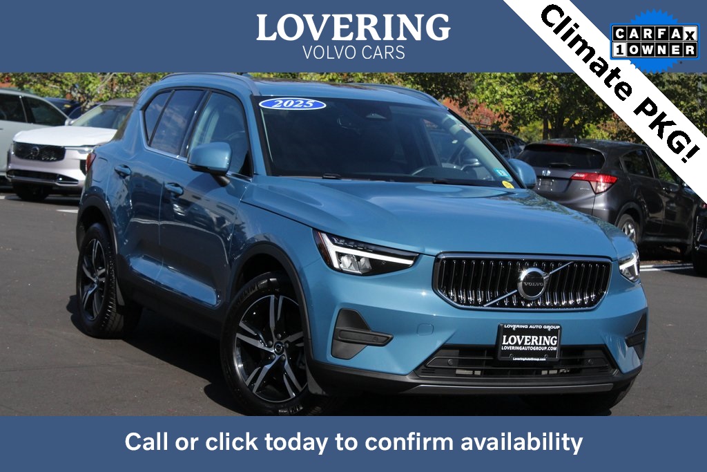 2025 Volvo XC40