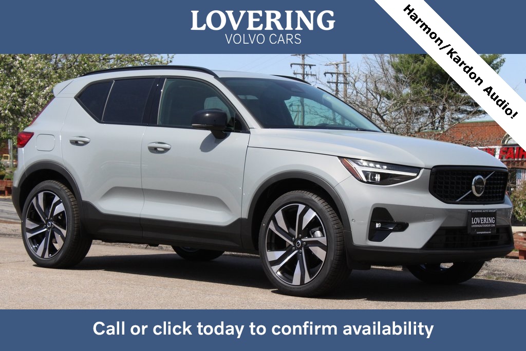 2025 Volvo XC40