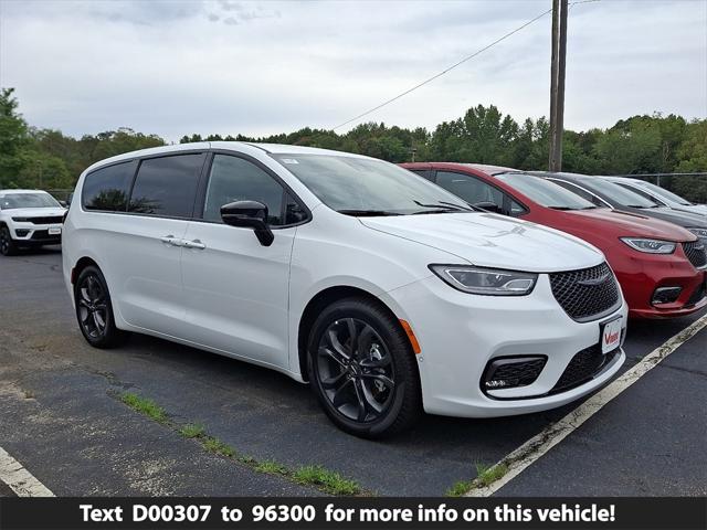 2026 Chrysler Pacifica