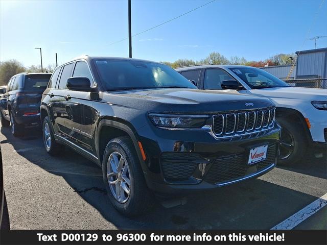 2025 Jeep Grand Cherokee GRAND CHEROKEE LAREDO X 4X4