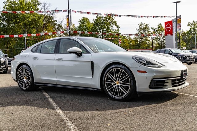 2020 Porsche Panamera