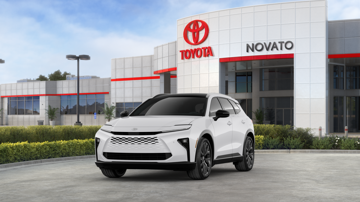 2025 Toyota Crown Signia