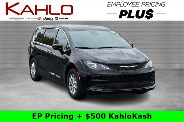 2025 Chrysler Voyager