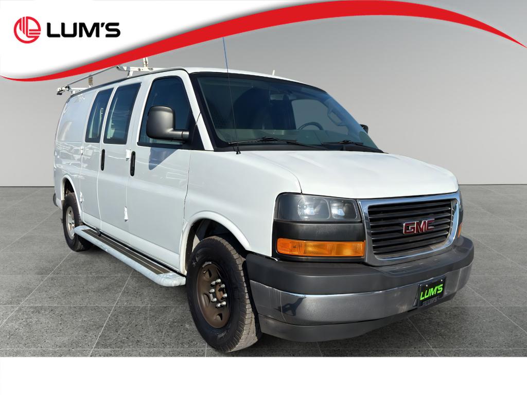 2017 GMC Savana Cargo Van