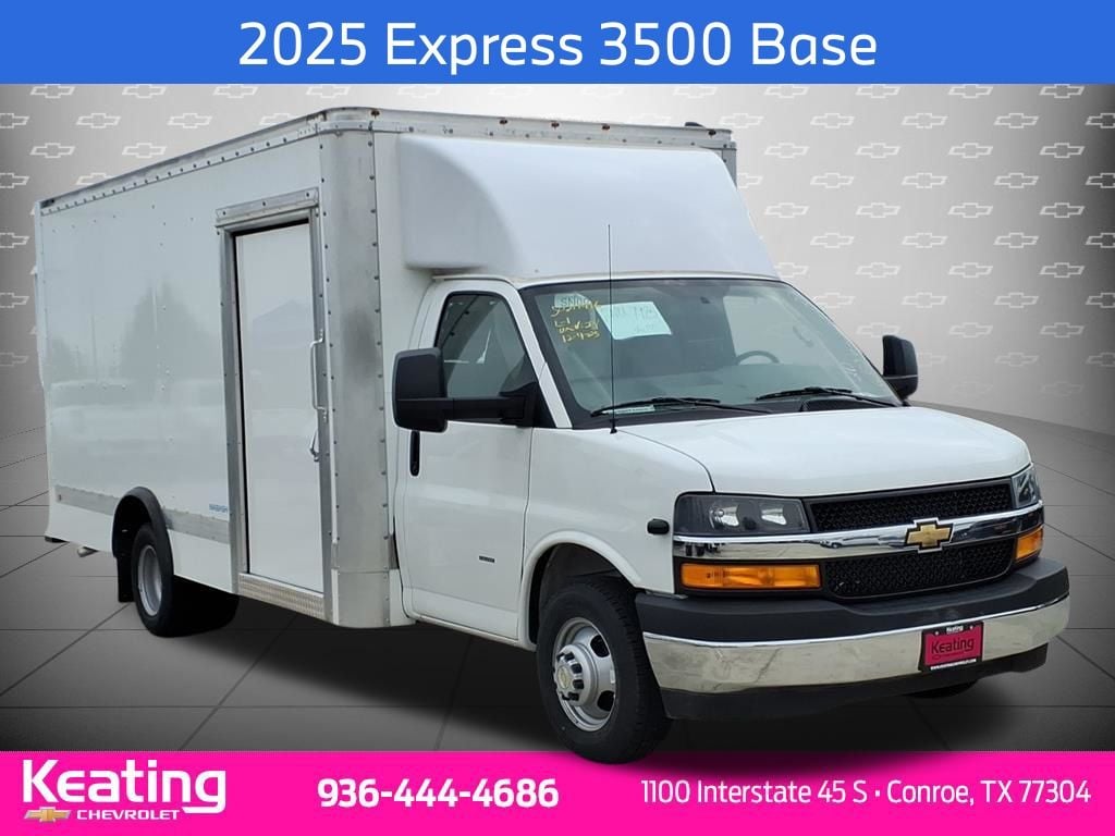 2025 Chevrolet Express 3500