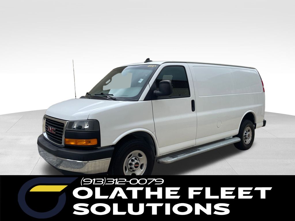 2022 GMC Savana Cargo Van