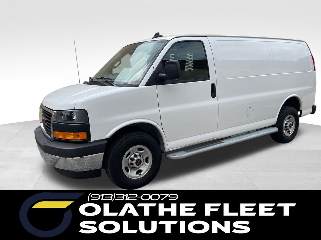 2023 GMC Savana Cargo Van