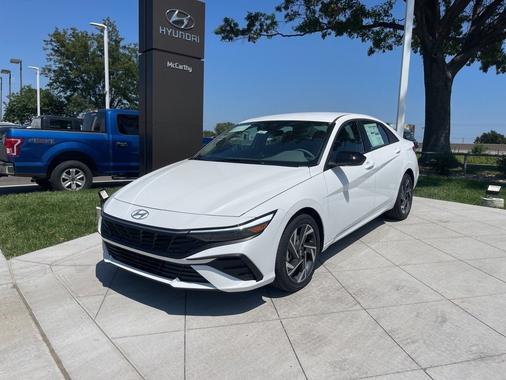 2025 Hyundai Elantra Hybrid