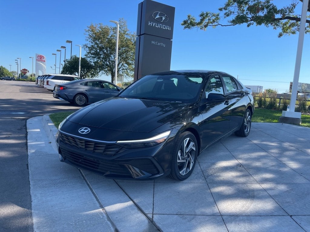 2025 Hyundai Elantra Hybrid