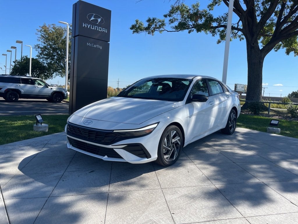 2025 Hyundai Elantra Hybrid