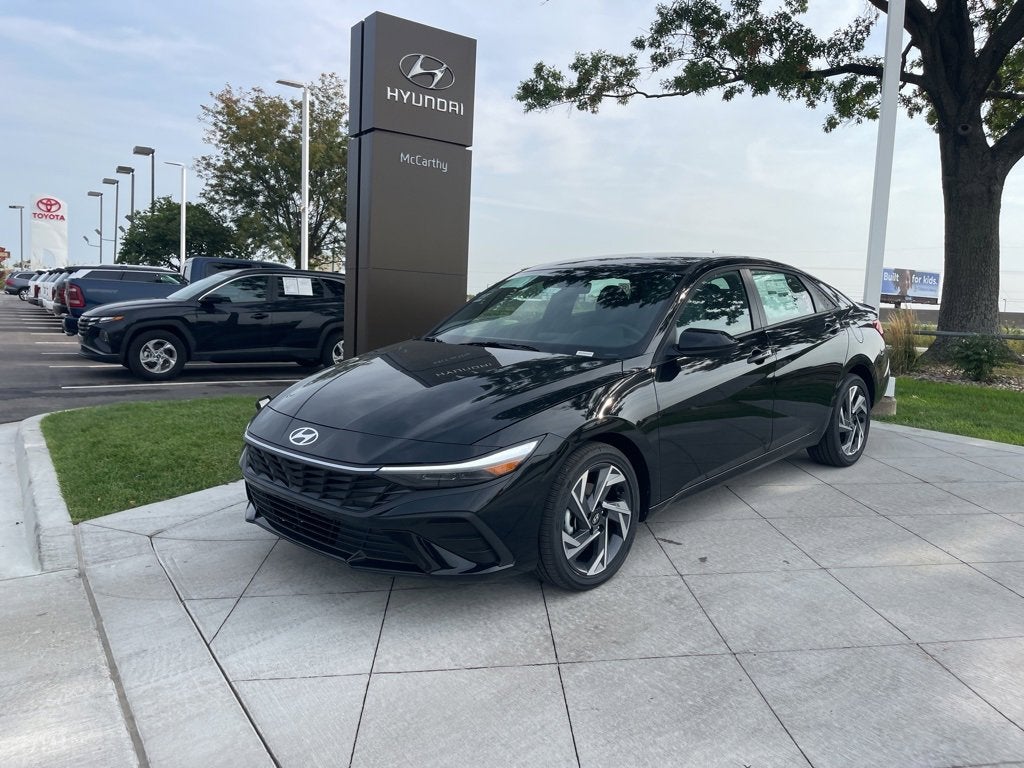 2025 Hyundai Elantra Hybrid