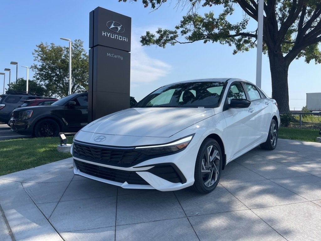 2025 Hyundai Elantra Hybrid