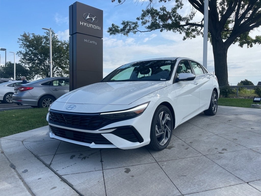 2025 Hyundai Elantra Hybrid