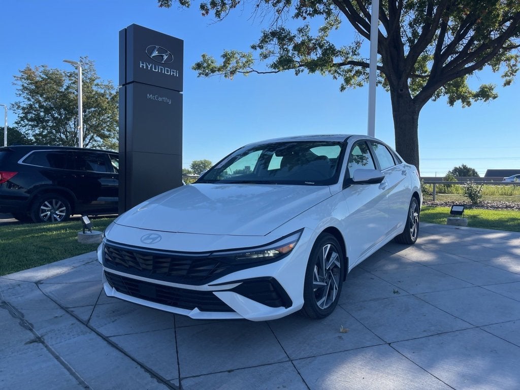 2025 Hyundai Elantra Hybrid