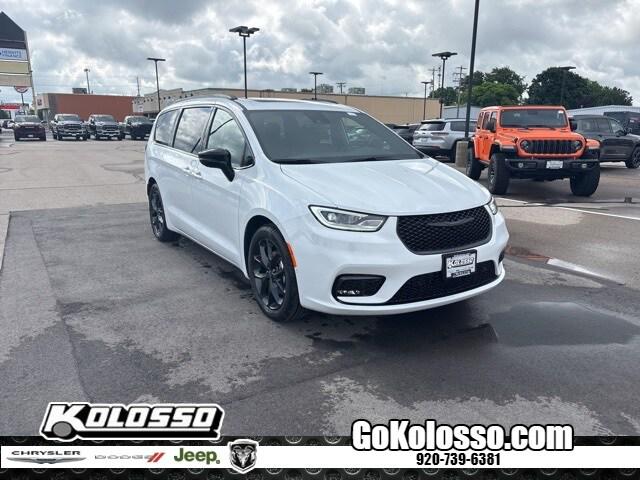 2025 Chrysler Pacifica
