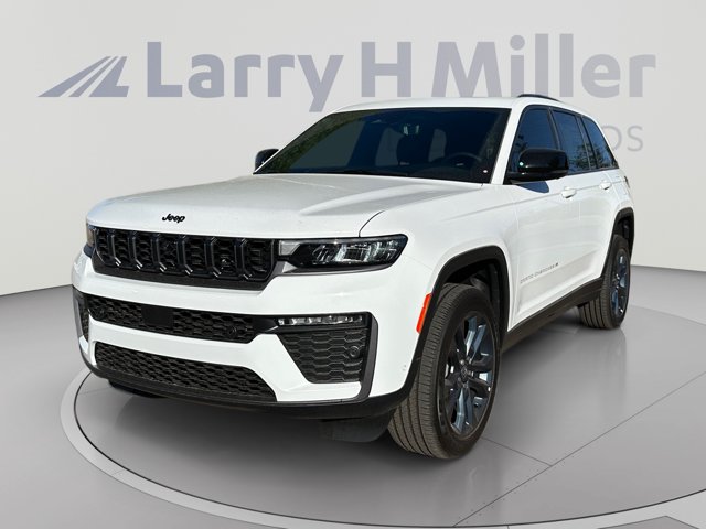 Photo of a 2026 Jeep Grand Cherokee 85TH Anniversary Edition for sale