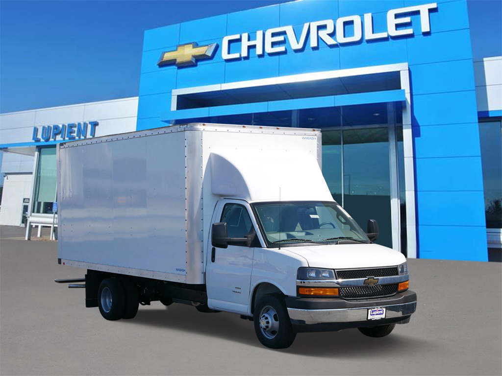 2025 Chevrolet Express Commercial Cutaway