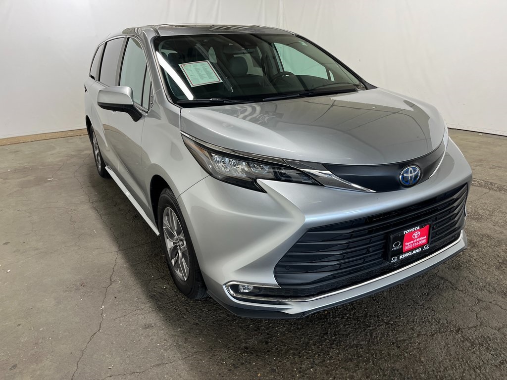 2023 Toyota Sienna