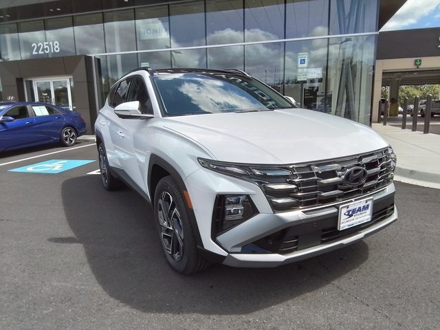 2025 Hyundai Tucson Hybrid