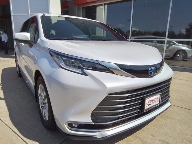2025 Toyota Sienna