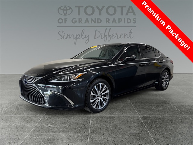 2021 Lexus ES