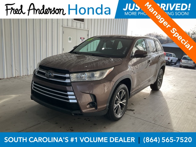 2018 Toyota Highlander LE Toasted Walnut Pearl for sale