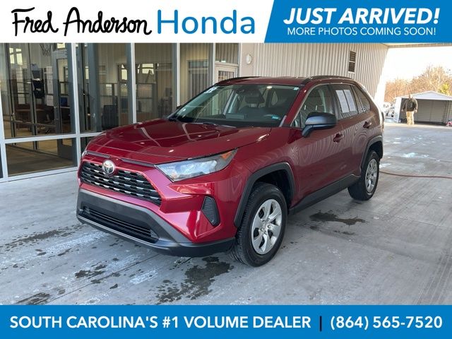 Photo of a 2019 Toyota RAV4 LE for sale