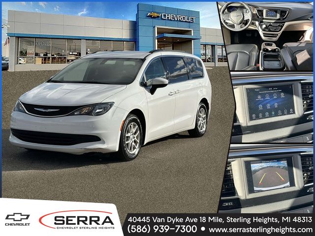 2020 Chrysler Voyager