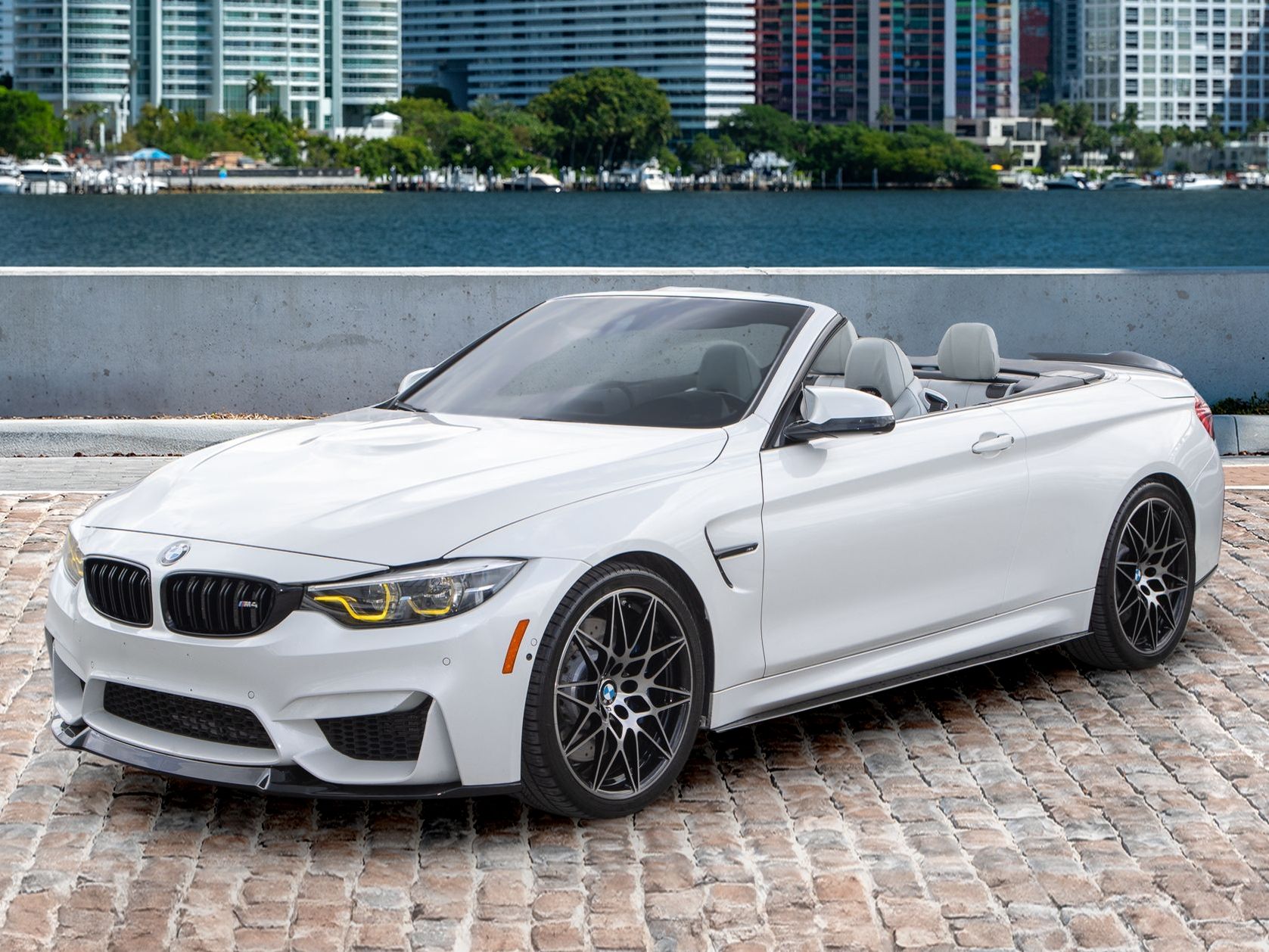 2019 BMW M4