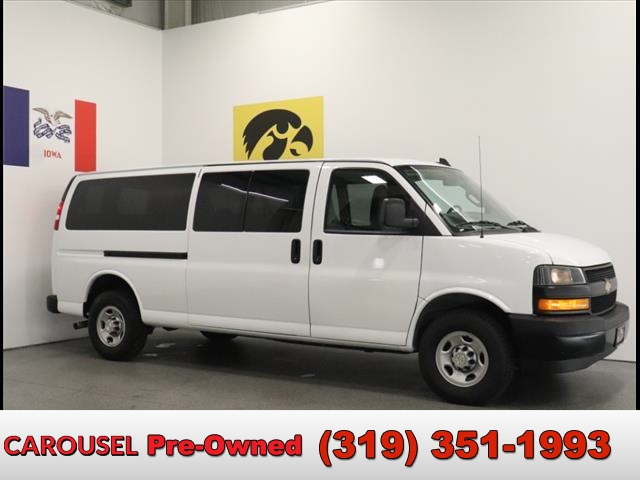 2022 Chevrolet Express Passenger