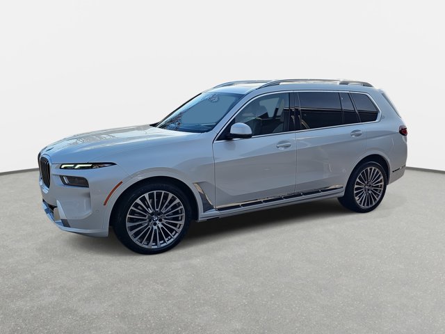 2023 BMW X7