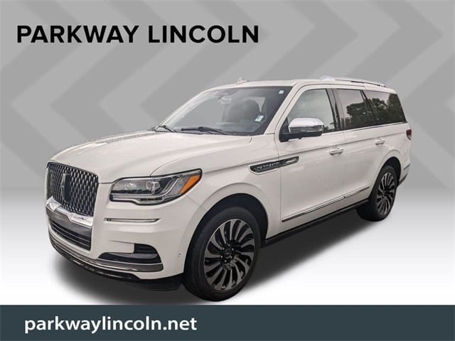 2022 Lincoln Navigator