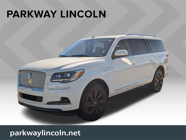 2023 Lincoln Navigator L