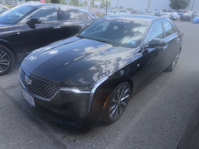 2022 Cadillac CT4