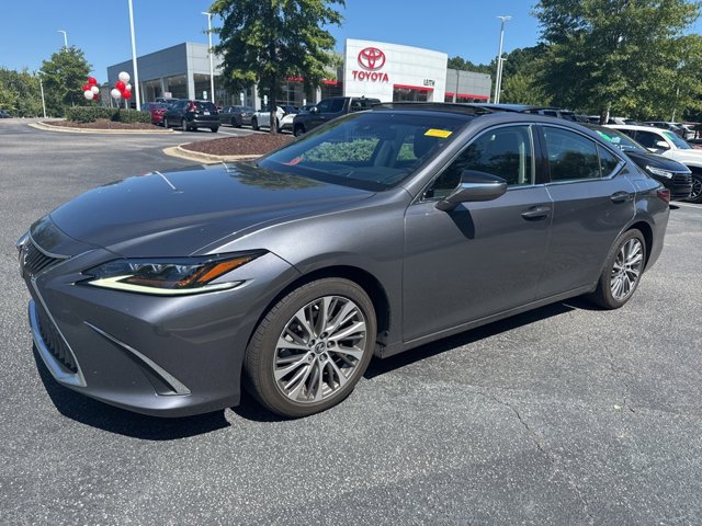 2019 Lexus ES