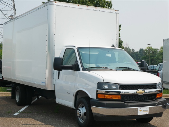 2025 Chevrolet Express Commercial Cutaway