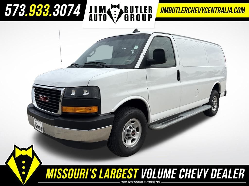 2023 GMC Savana Cargo Van