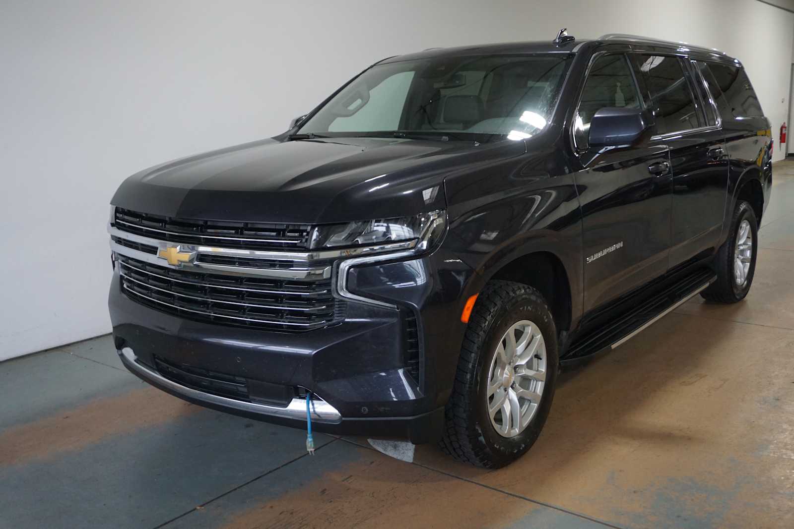 2023 Chevrolet Suburban LT 4WD 4dr