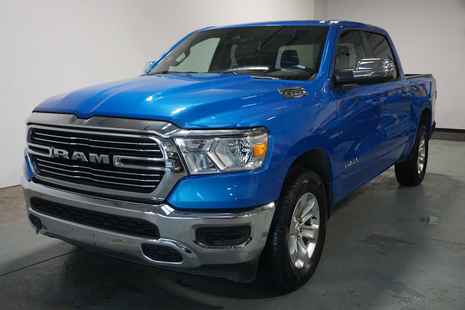 2024 Ram 1500 Laramie 4x4 Crew Cab 57 Box