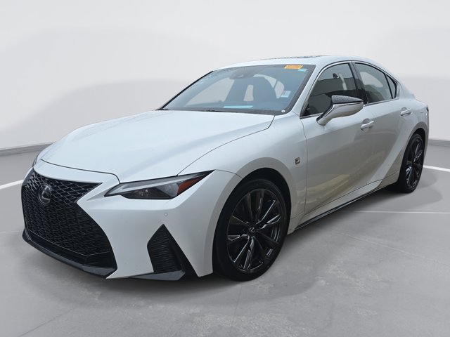 2023 Lexus IS
