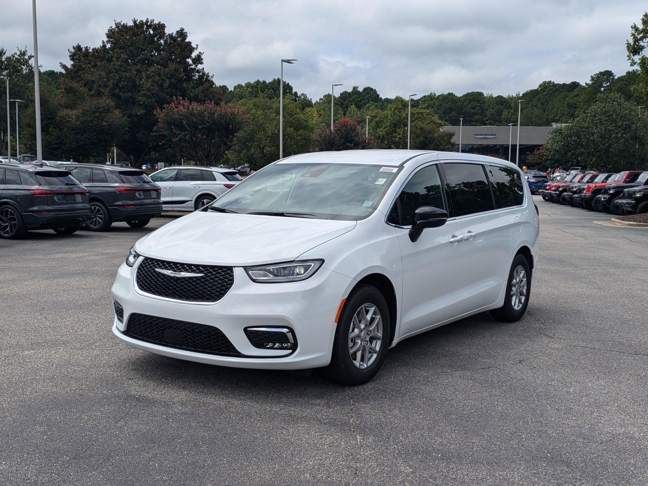 2026 Chrysler Pacifica